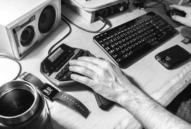 一“齐”登场，齐达内中国行亮相FC足球发布会，现场收获皇马球迷热烈致敬