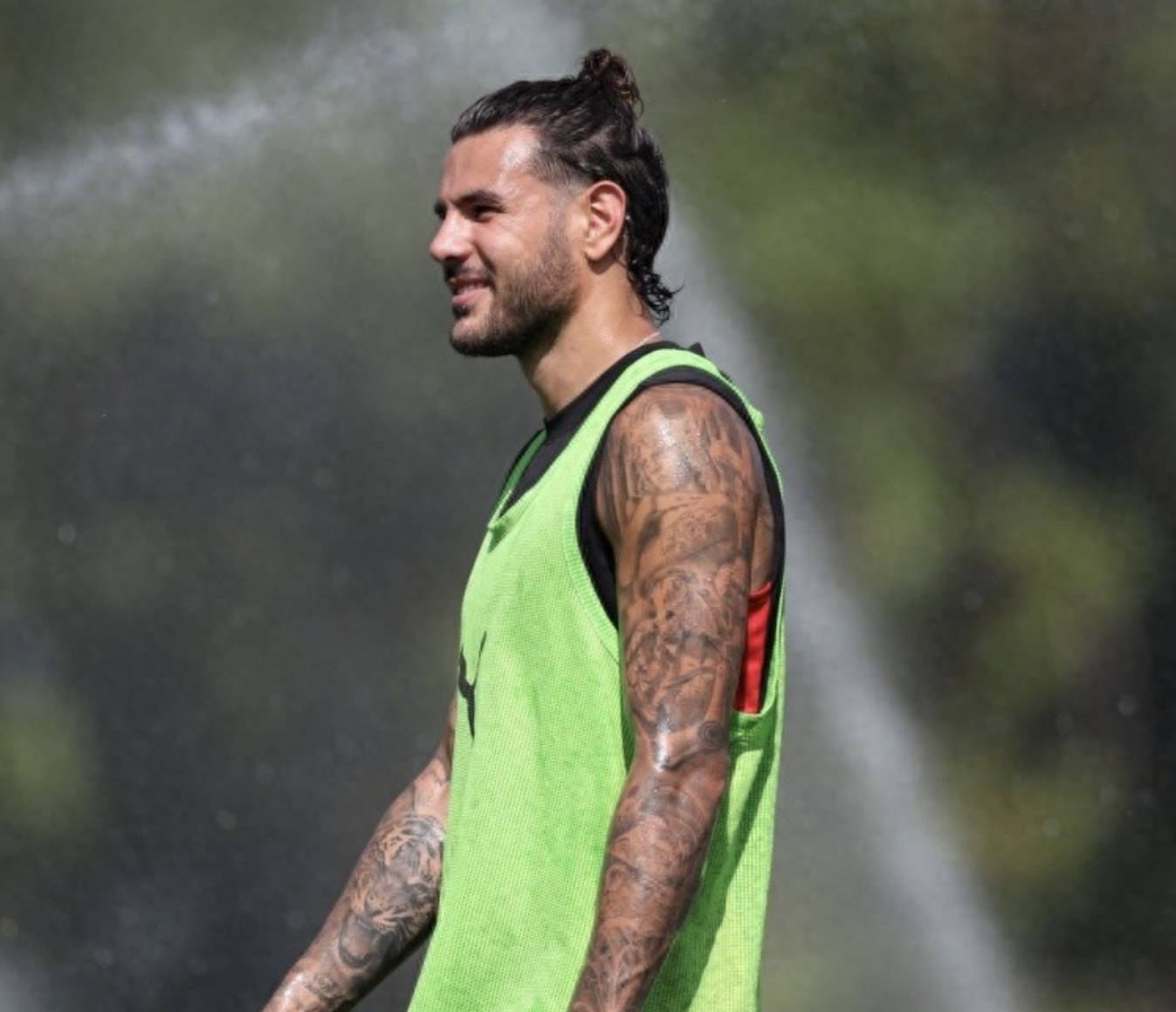 阿莱格里上任仅1天，逐客令下达，米兰27岁巨星失宠，近离队