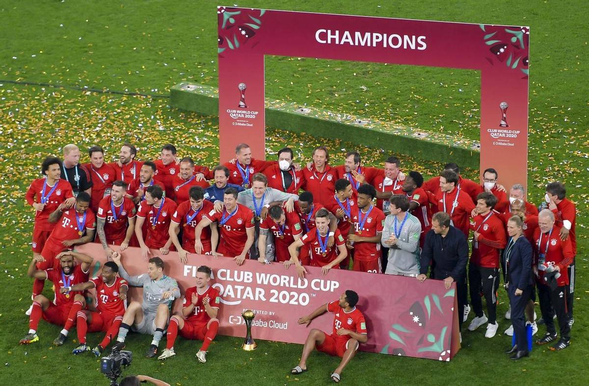 足坛六冠王有多难，2队仅做到，巴萨上榜大巴黎或成七冠王