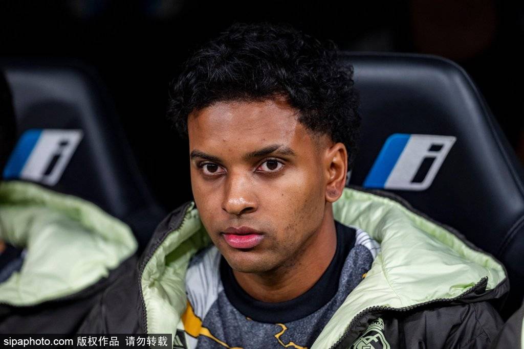 恩德里克加盟里昂：新星的法甲征程